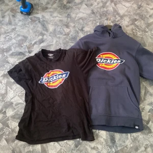 Två dickies tröjor  - Två fina tröjor från min raggar period om nån vill ha skick 9/10 på båda 