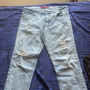 Jeans  - Helt nytt 