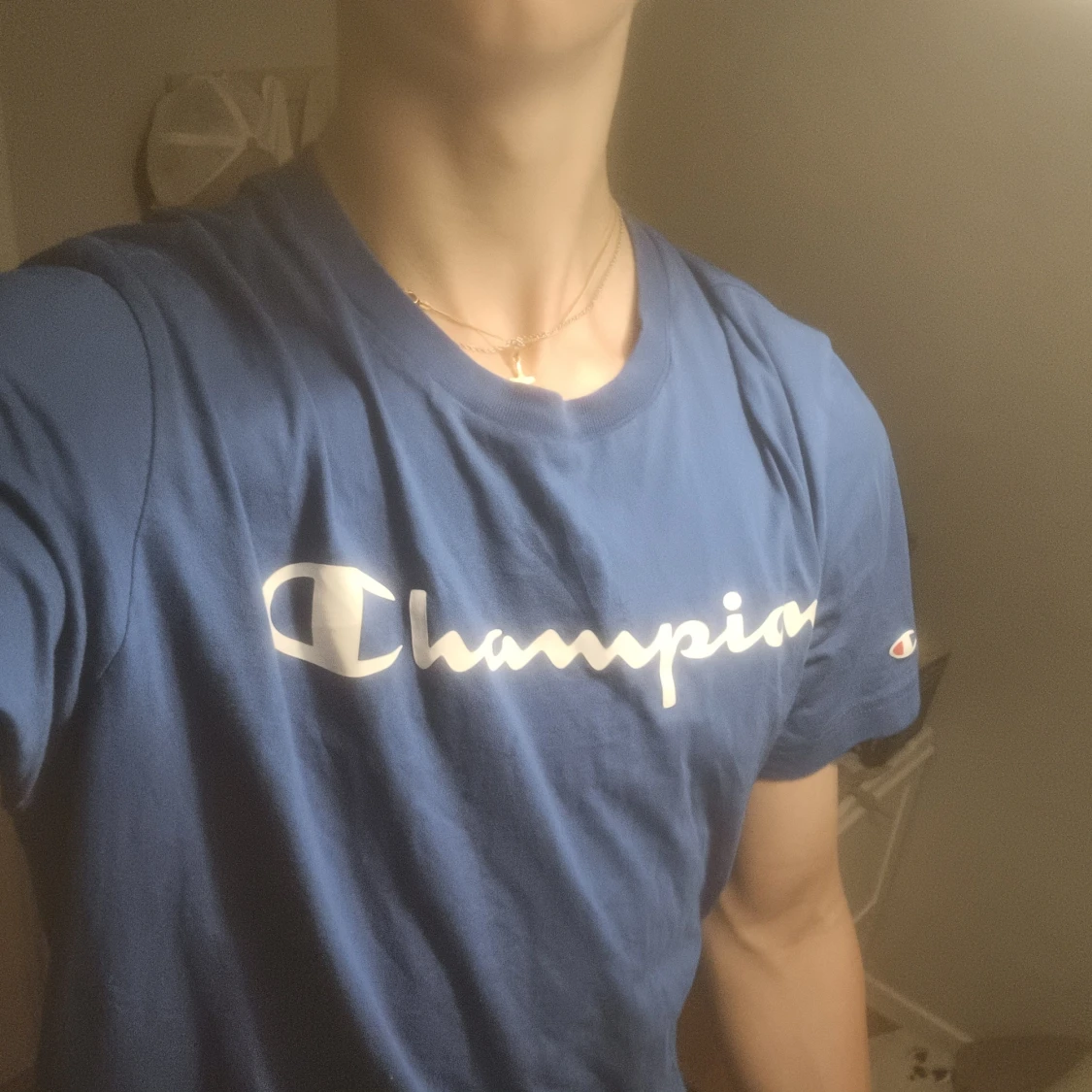 Blå tshirt