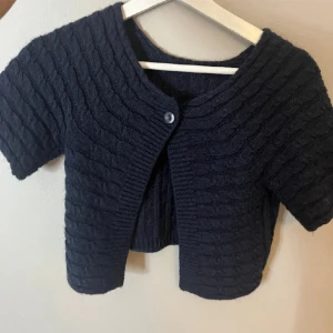 Bolero - Säljer denna as snygga bolero koftan