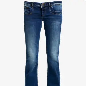Hej! Säljer nu mina ltb jeans då de inte kommer till andvändning längre💕storlek 24/32