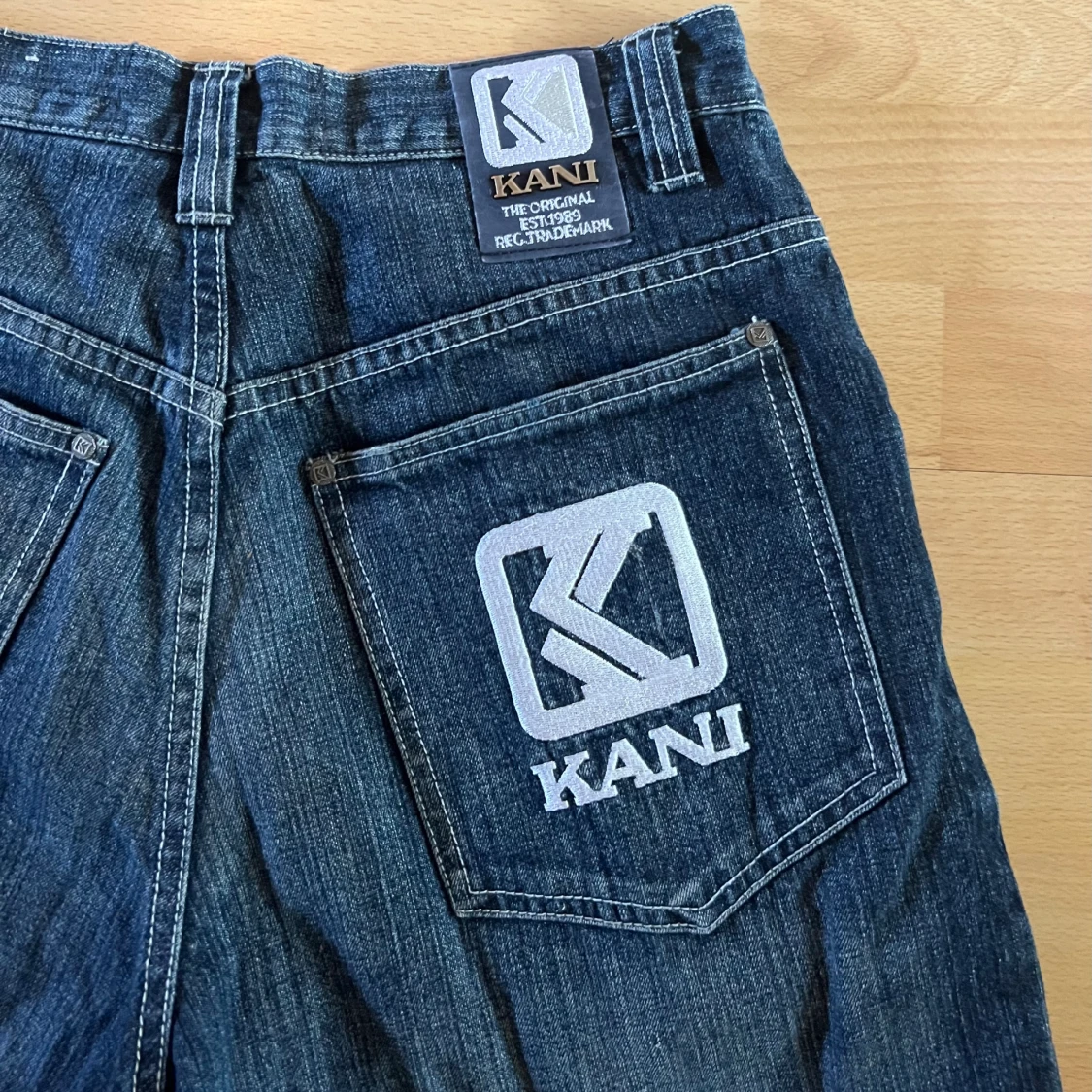 Karl kani Jeans  - 91