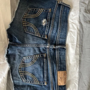 Hollister shorts - Hollister jeans shorts, w26 som är xs/s