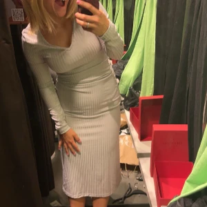 Shein klänning 🤍 - Används inte längre, storlek s Inga defekter alls 🤍