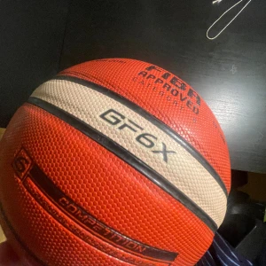 Molten boll  - En molten boll som är fett skön 