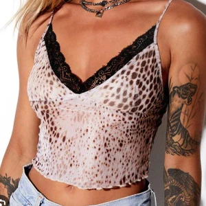 Linne från Motel - Linne från motel i storlek S. Använt 1 gång. 