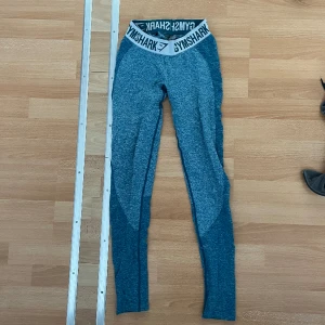 Gymshark tights - Gymshark träningstights i fint skick, storlek XS 💞 200kr 🌟