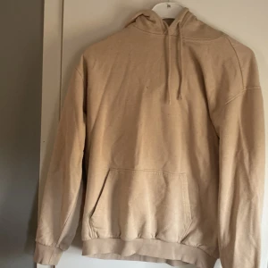 Hoodie  - Bra skick 