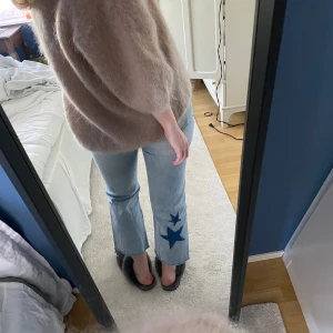 Coola jeans - Jättecoola jeans som är PERFEKTA till sommaren! Jeansen är originellt från brandy Melville ❤️