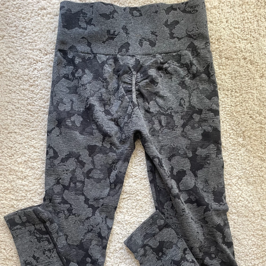 Camo gymshark tight  - 90