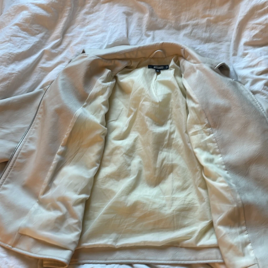 Beige skinnjacka - 90