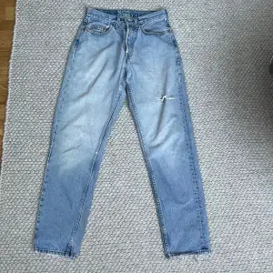 Vintage Levi’s jeans, bra skick för åldern. Storlek W30 L31