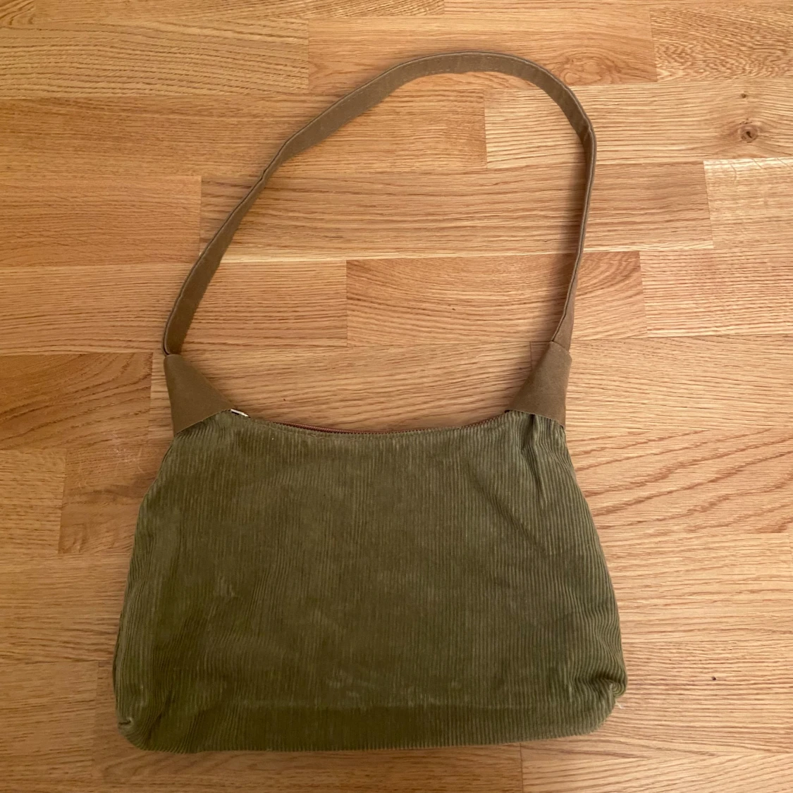 Grön axelväska - 90