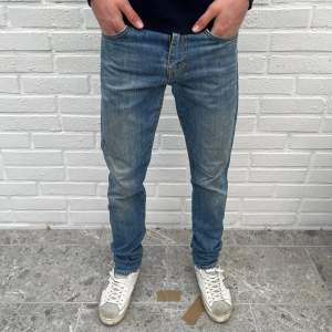 J.Lindberg jeans || Nyskick, knappt användna || Passar 165-175 cm || Skriv vid minsta fundering! Mvh, CH 