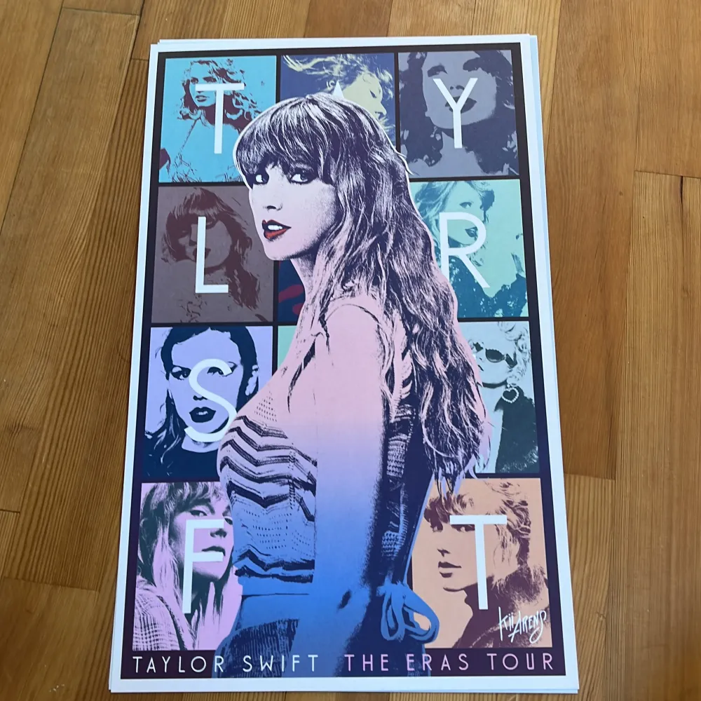 Jättefin rare Taylor Swift poster 🩵🩷🧡. Accessoarer.