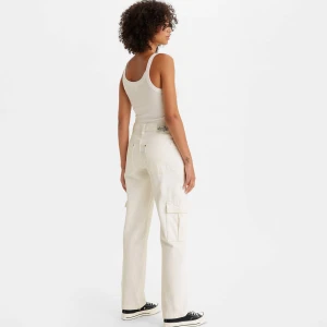 Levi’s Jeans - Levi’s Silvertab Baggy Cargo Jeans Low waist  I mycket fint skick, bara använda några gånger och köpta 2023👖🤍🌸