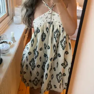 Zara klänning i strl xs