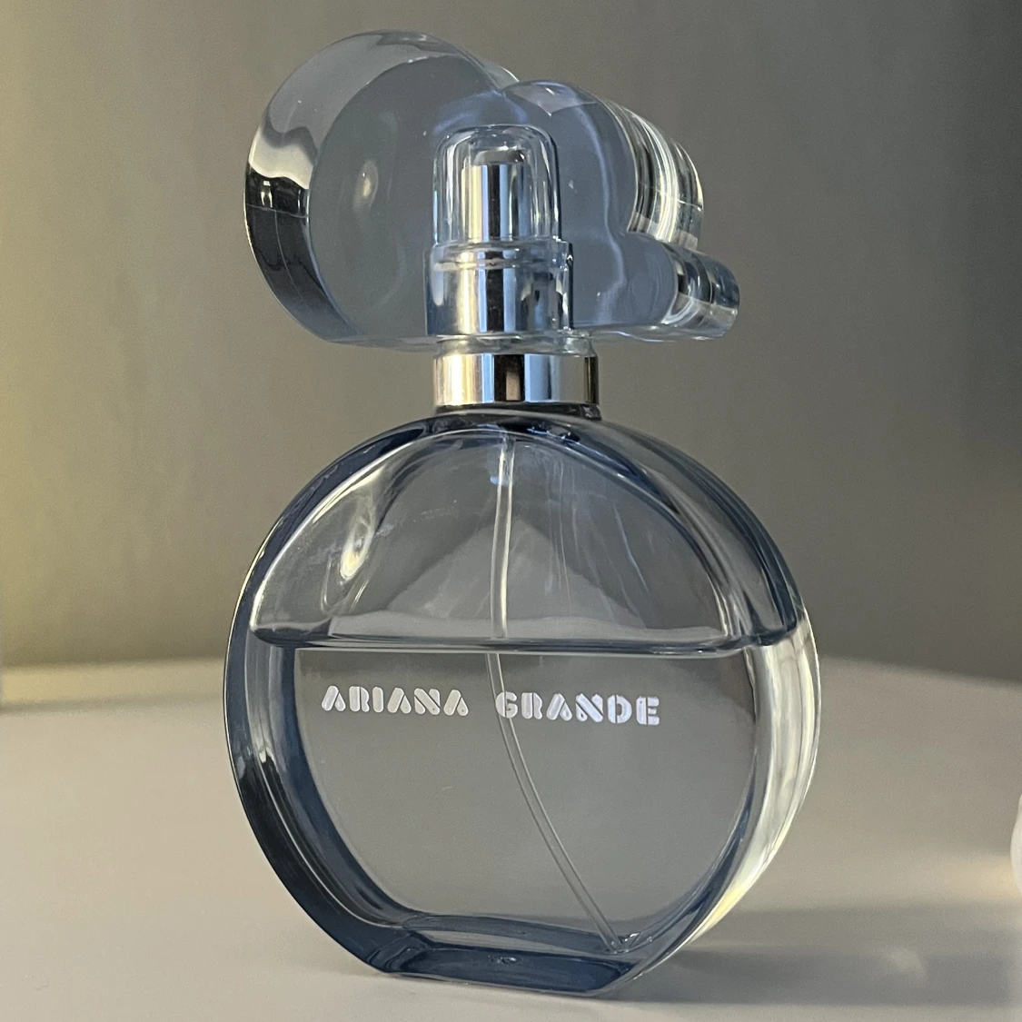 Ariana Grande Clouds parfym