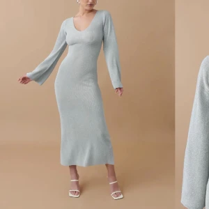 Maxiklänning - Helt ny stickad maxiklänning från ginatricot, slutsåld på hemsidan.  Köpte för att ha på nyår men det blev tyvärr inte så