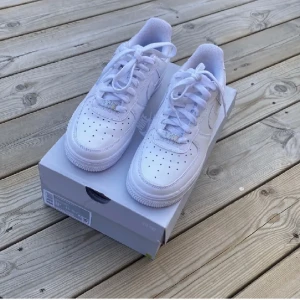 Air force 1 - Helt nya air force 1 som jag köpte i somras men aldrig fått användning för. Pris kan diskuteras❤️