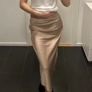 Långkjol  - Gott skick S