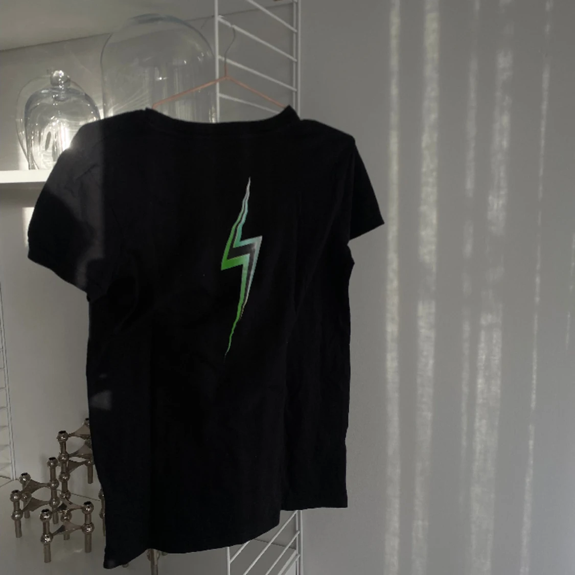 T-shirt med motiv  - 90