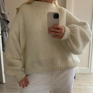 Stickad tröja  - 💞superfin sällan använd