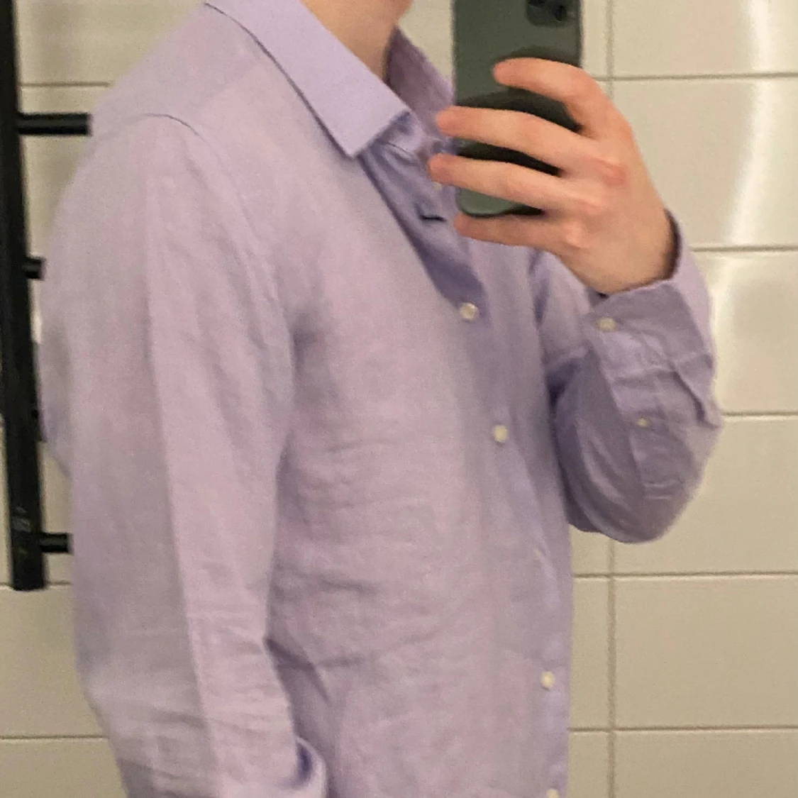 Skjorta från Legency. Lapp kvar. Org pris 999kr