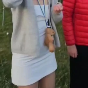 Student/festklänning  - Superfin klänning använd under 1 kväll, som ny💓 perfekt till student eller fest