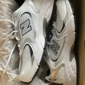 New balance shoes grey/white Sizes UK 7 and 9