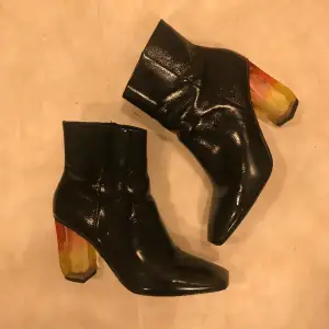 Mango boots size 40 no scratches