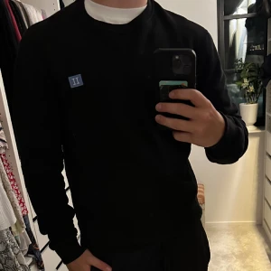 Les deux tröja - Riktigt fet les deux tröja. Tröjan är i topp skick, 10/10✅. 