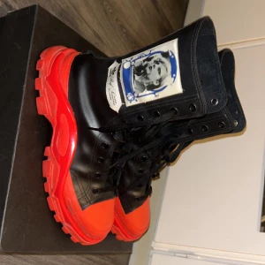 Adidas X Raf Simons Detroit - Pair of Adidas X Simons shoes used only few times is in good shape 