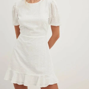 Studentklänning nakd - Aldrig använd, lappen kvar! 🫶