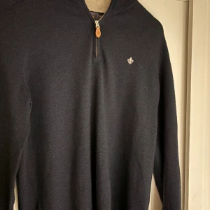 Mooris halv zip - Morris halv zip 10/10 skick köpt för 4 månader sen. 