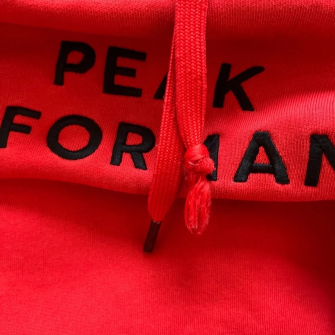 Peak performance hoodie - 91