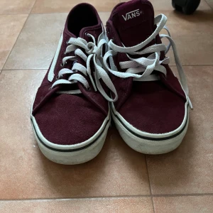 Vans storlek 37 - Vans i storlek 37, i fint skick