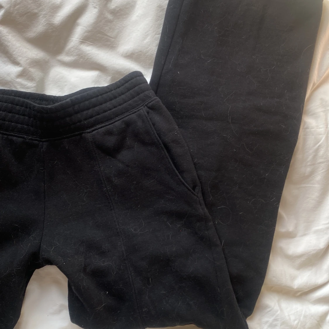 Lågmidjade mjukisbyxor - 1