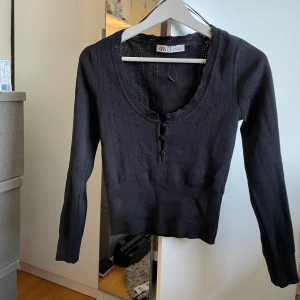 Zara topp  - Endast använd 1 gång! Super snyggt mönster. Använd gärna köp nu❤️