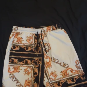 Badshorts köpta i Cypern - Badshorts, Extremt bra skick använda 2 gånger gott som ny.