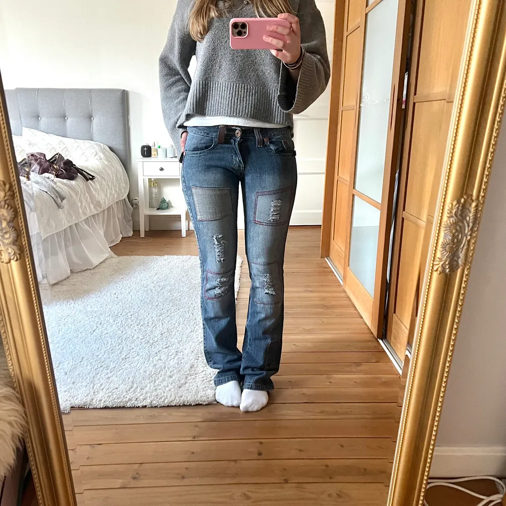 Extremt coola och unika jeans!. Jeans & Byxor.