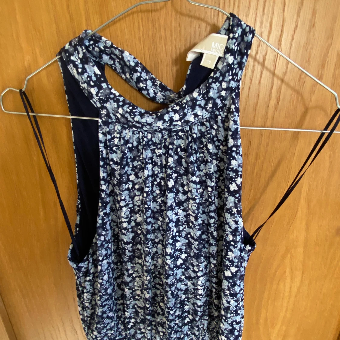 Superfin blåblommig sommarklänning från Michael Kors!   - 90