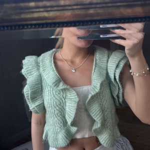 Kofta - Kofta från Zara, storlek Small. Knappt använd. 