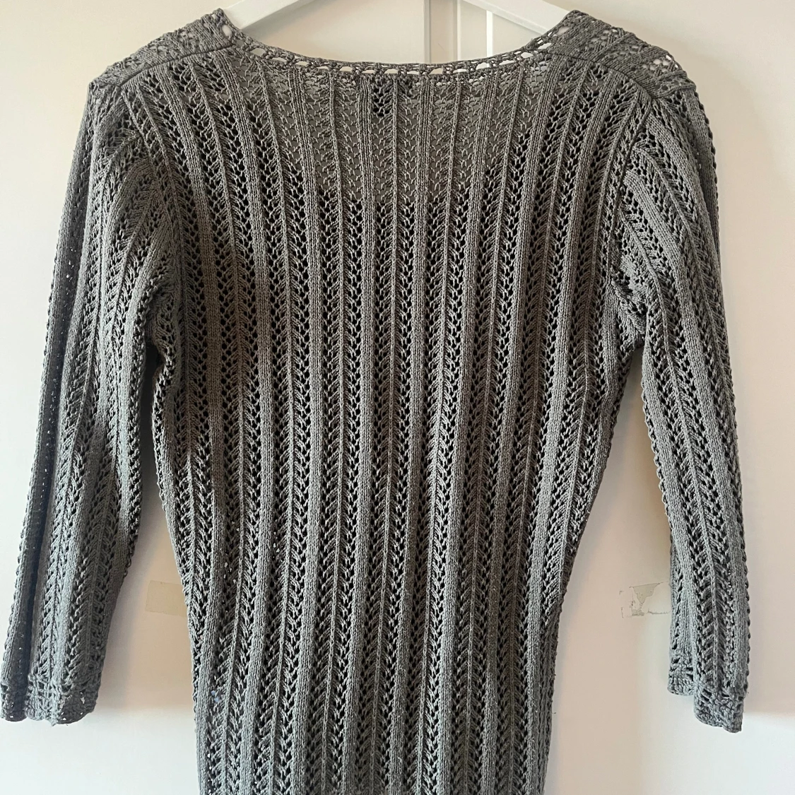 Hålstickad tröja - 90