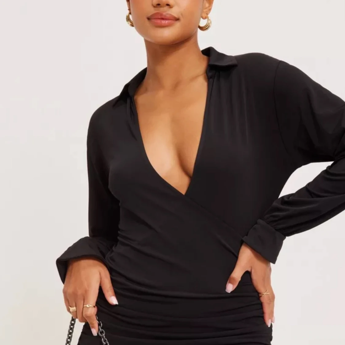 Loose wrap miniklänning