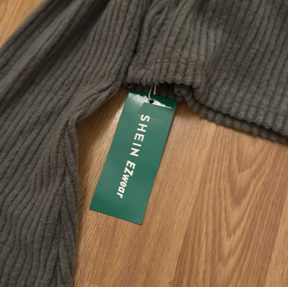 Off shoulder tröja - 90