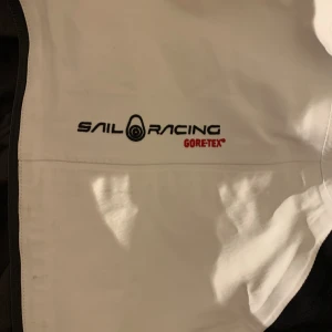 Sail racing  - Vi kan diskutera priset Helt nytt bara lite smutsig 