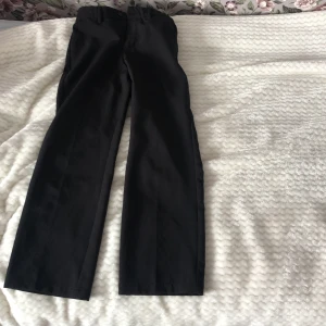 Kostym byxor  - Kostym byxor från Lindex  Pris kan diskuteras  