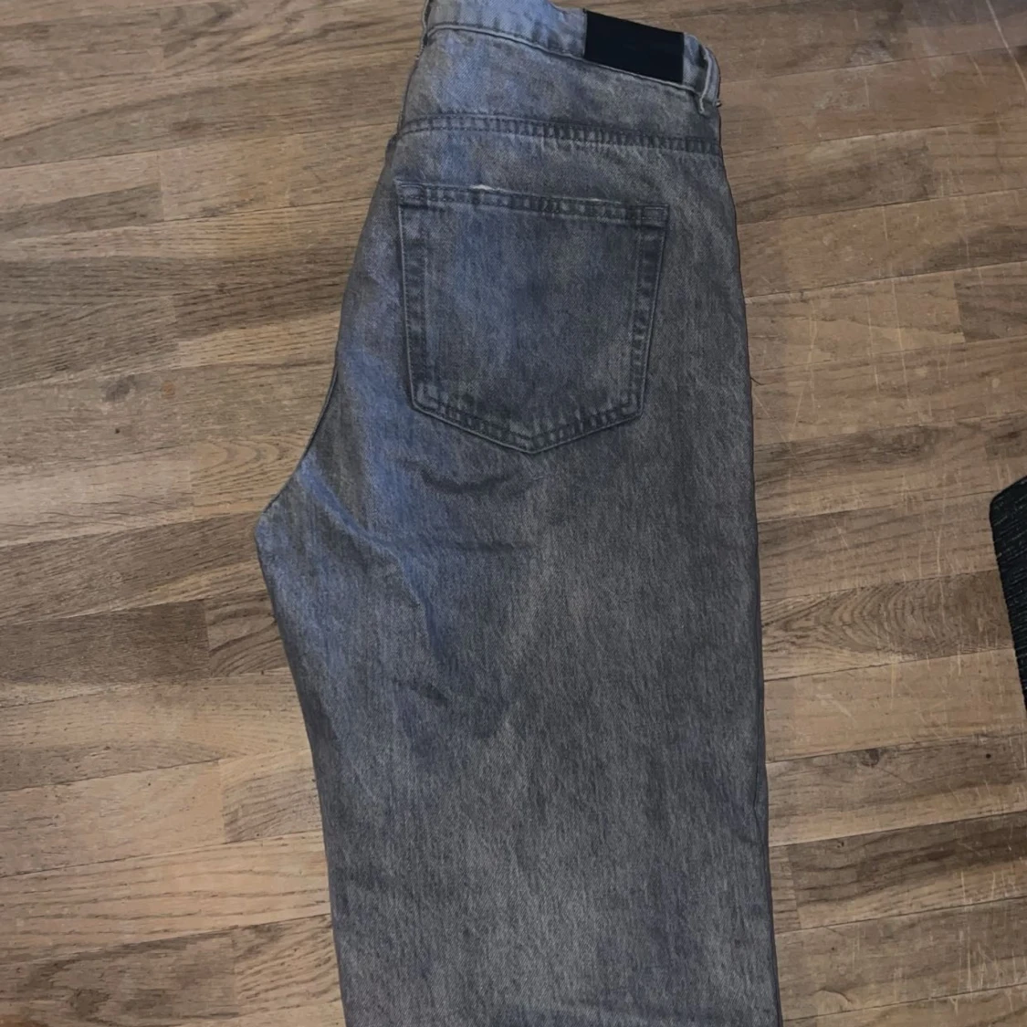 Gina tricot jeans - 90