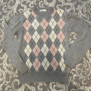 Vintage tunn tröja - Passar xs/m beroende på önskad passform, den gråfärgen är lite ljusare